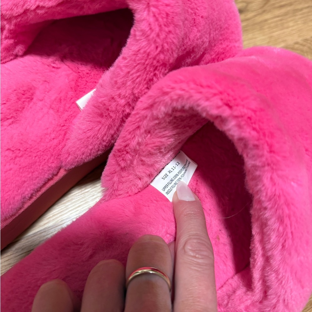 Muk Luks Women's Vibrant Pink Plush Slippers - Picture 3 of 4